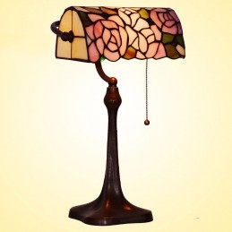 Lampe de table en vitrail...