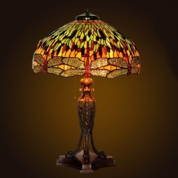 Lampe de table en vitrail...