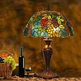 Lampe de table en vitrail...