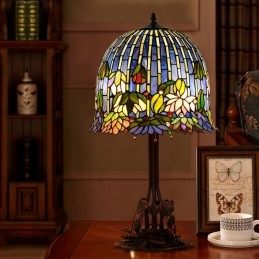 Lampe de table en vitrail...