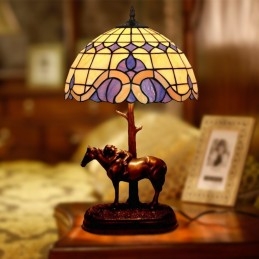 Lampe de table en vitrail...