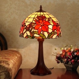 Lampe de table en vitrail...