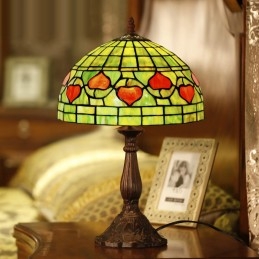 Lampe de table en vitrail...