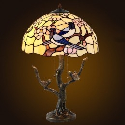 Lampe de table en vitrail...