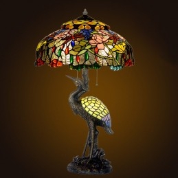 Lampe de table en vitrail...