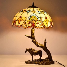 Lampe de table en vitrail...